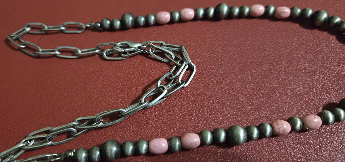 Necklace Bohemian Y shaped Pink, Brand New