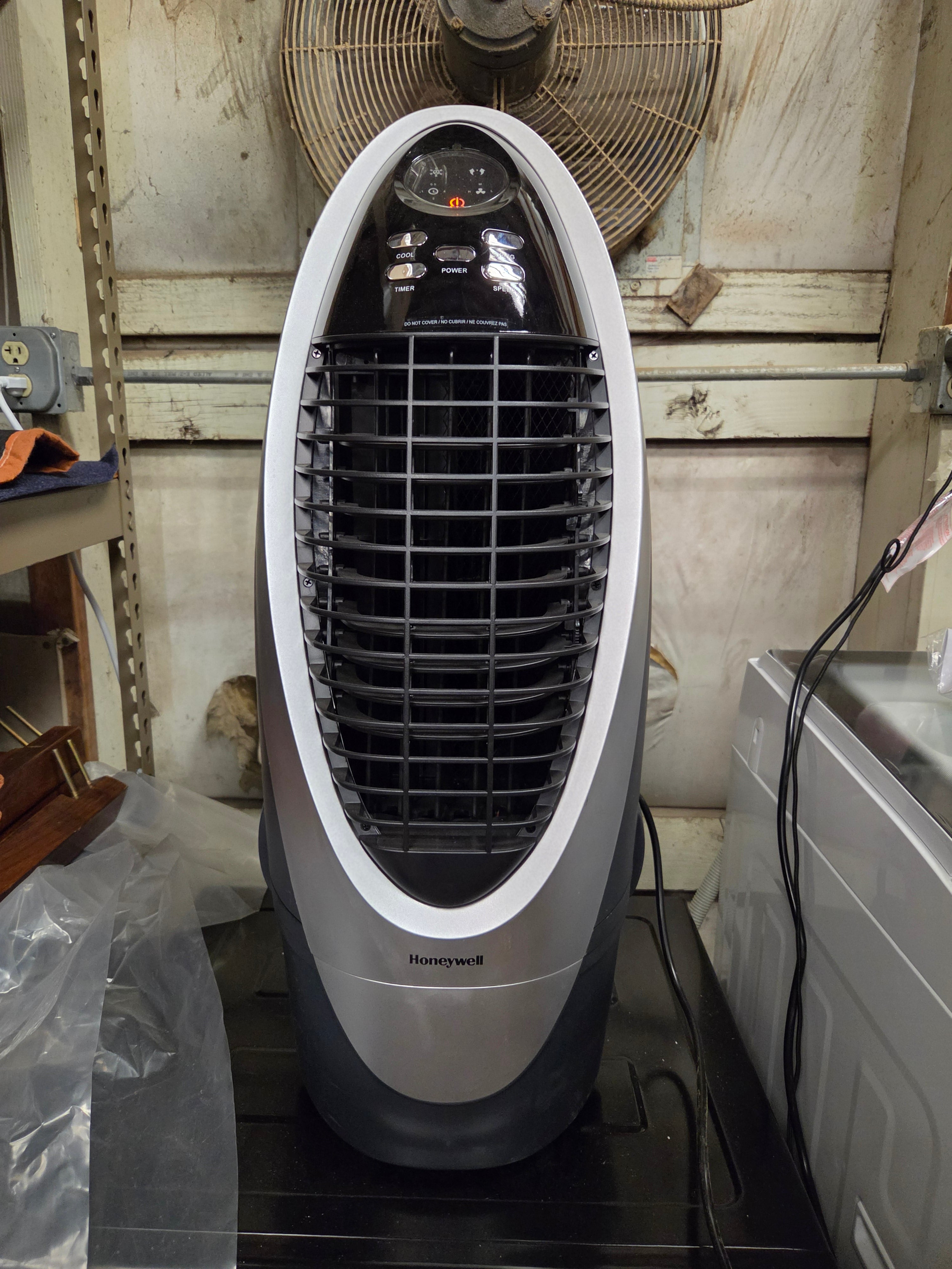 Evaporative Air Cooler,  Honeywell CS10XE