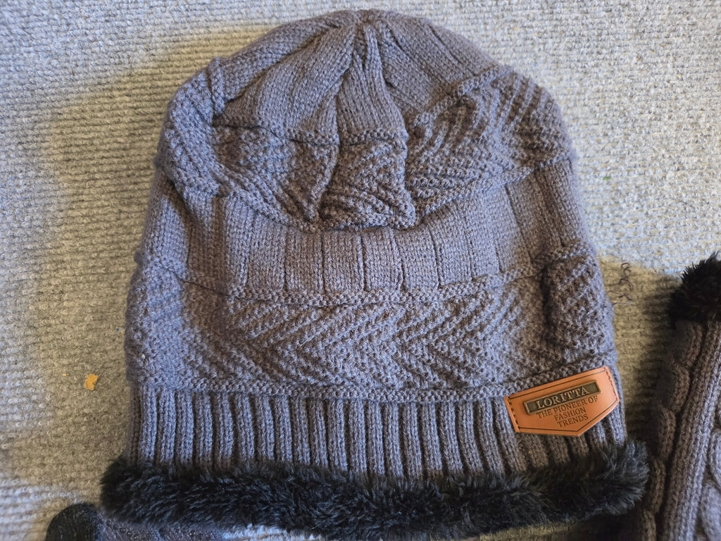 Loritta 3pc Winter Beanie Hat Scarf Gloves Set – Fleece Lined Touchscreen NEW