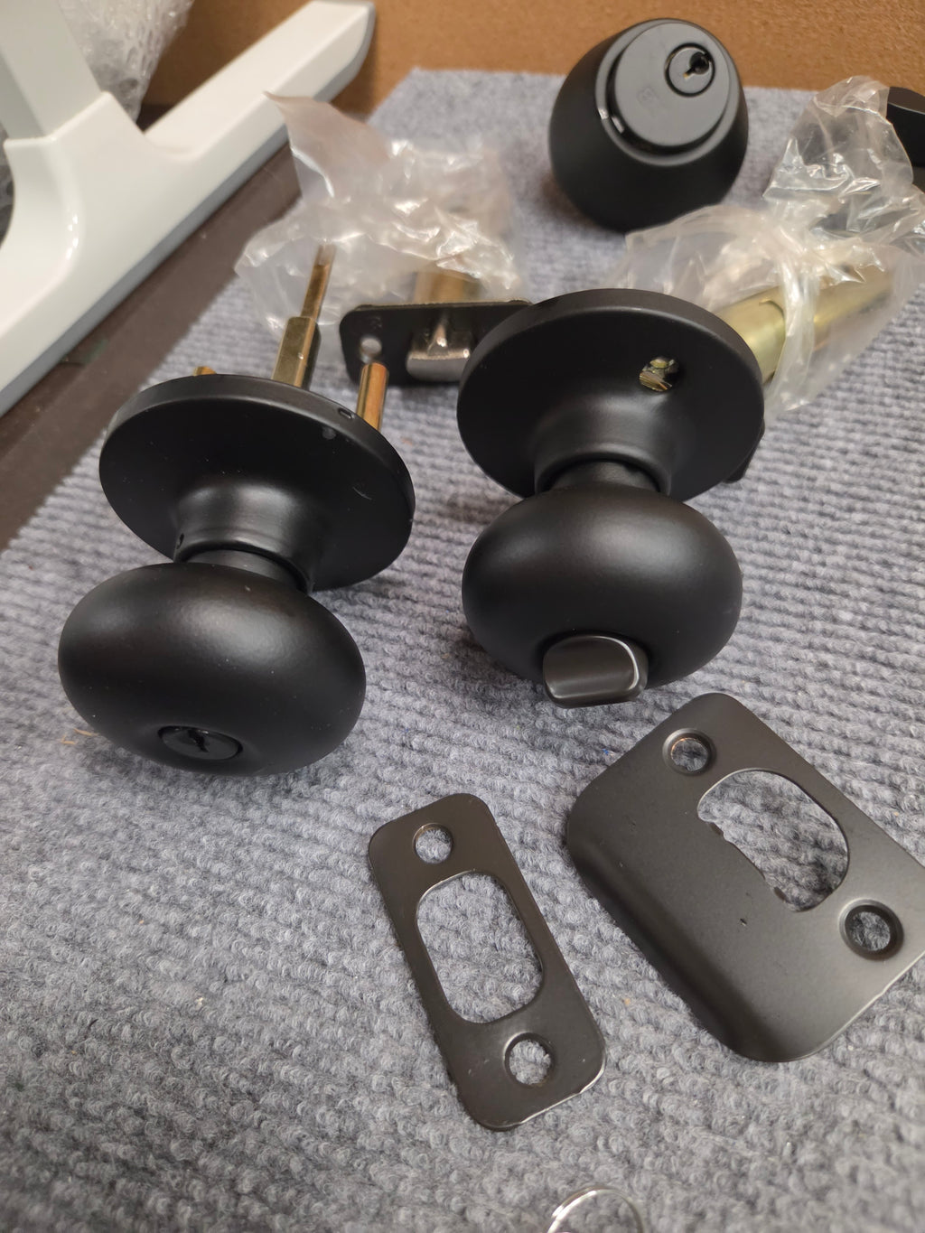 Reliabilt Baron Matte Black Keyed Entry Knob & Deadbolt 2-Set Pack NEW OPEN