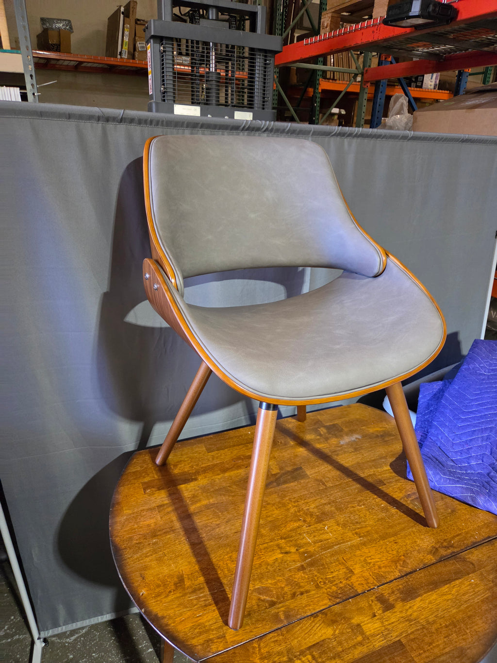 Simpli Home Malden Mid-Century Bentwood Accent Chair – Grey, Walnut (NEW)