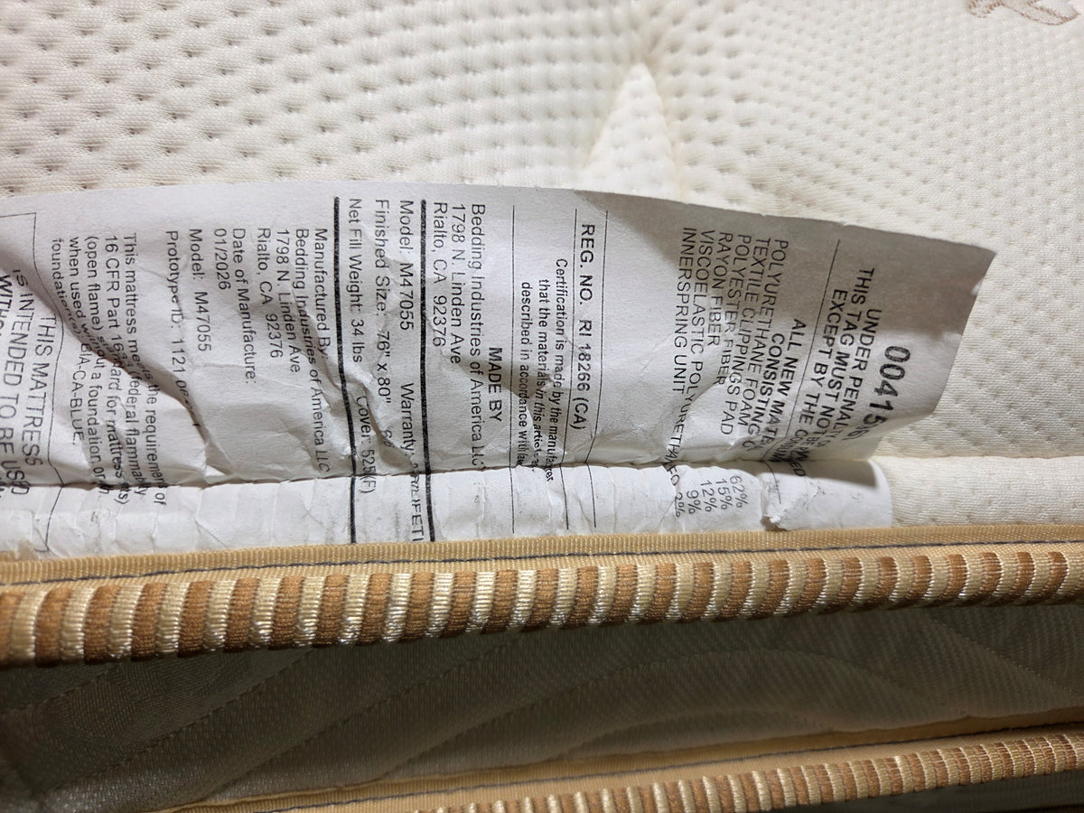 Saatva Classic 11.5" Plush King Mattress, Like New!