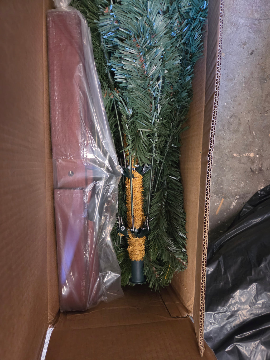 6ft Artificial Christmas Tree Hinged Branches Metal Stand &amp; Storage Bag NEW