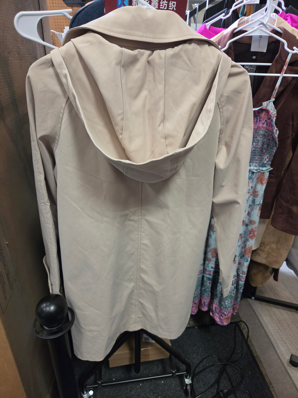 Weatherproof Women's Hooded Trench Coat Plaid Lining Khaki Beige Small NEW