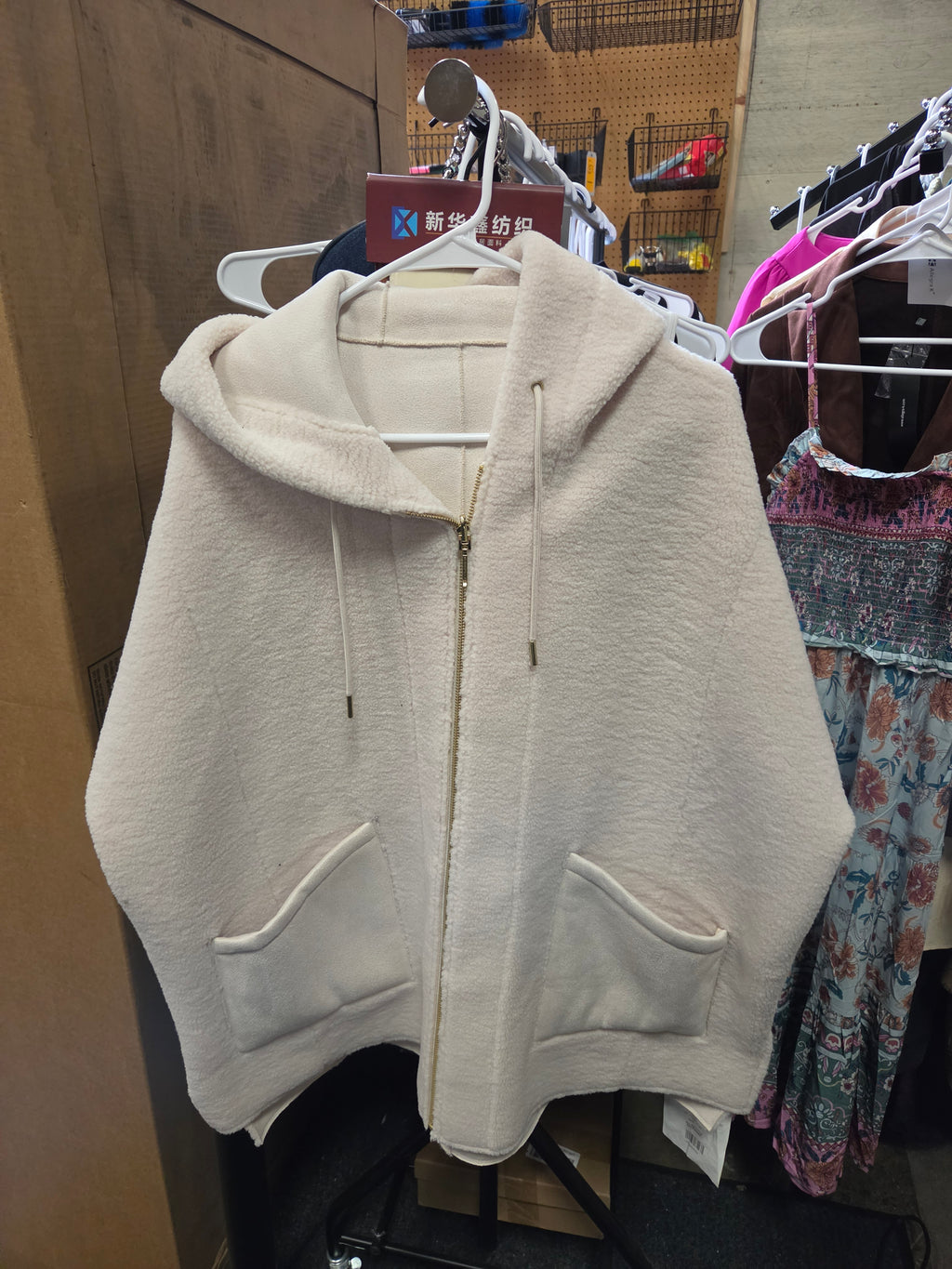 Weatherproof Reversible Faux Shearling Hooded Jacket Cream Large NEW NWT