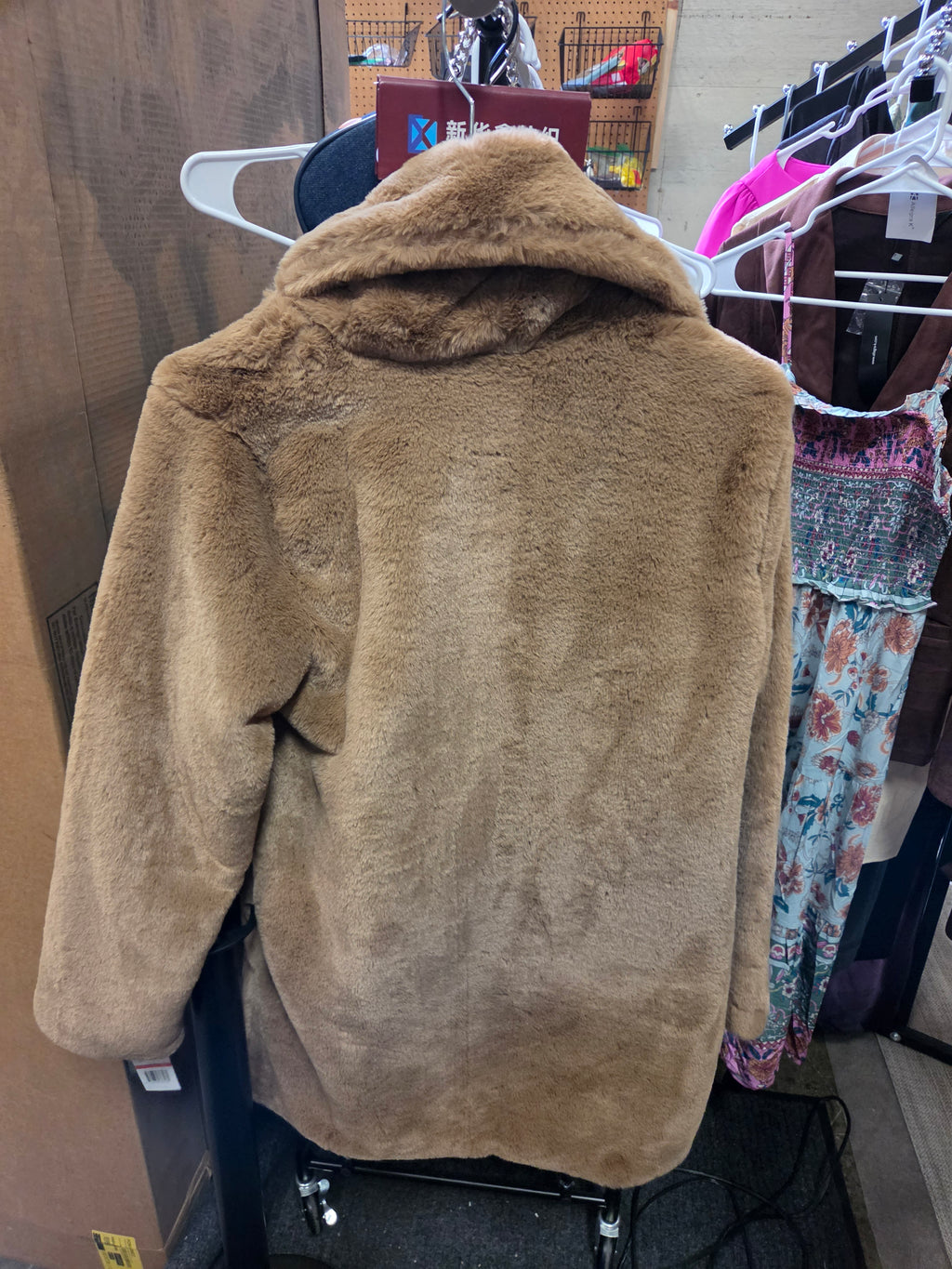 Gallery New York Plush Faux Fur Hooded Coat Jacket Cognac Brown Small NEW