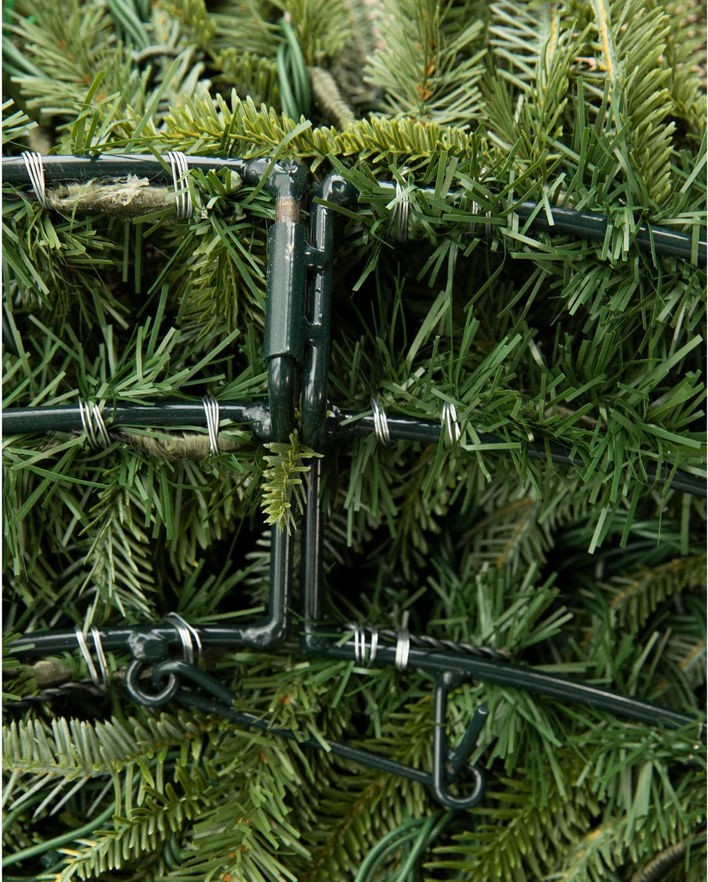 BH Fraser Fir Wreath, lights, like new