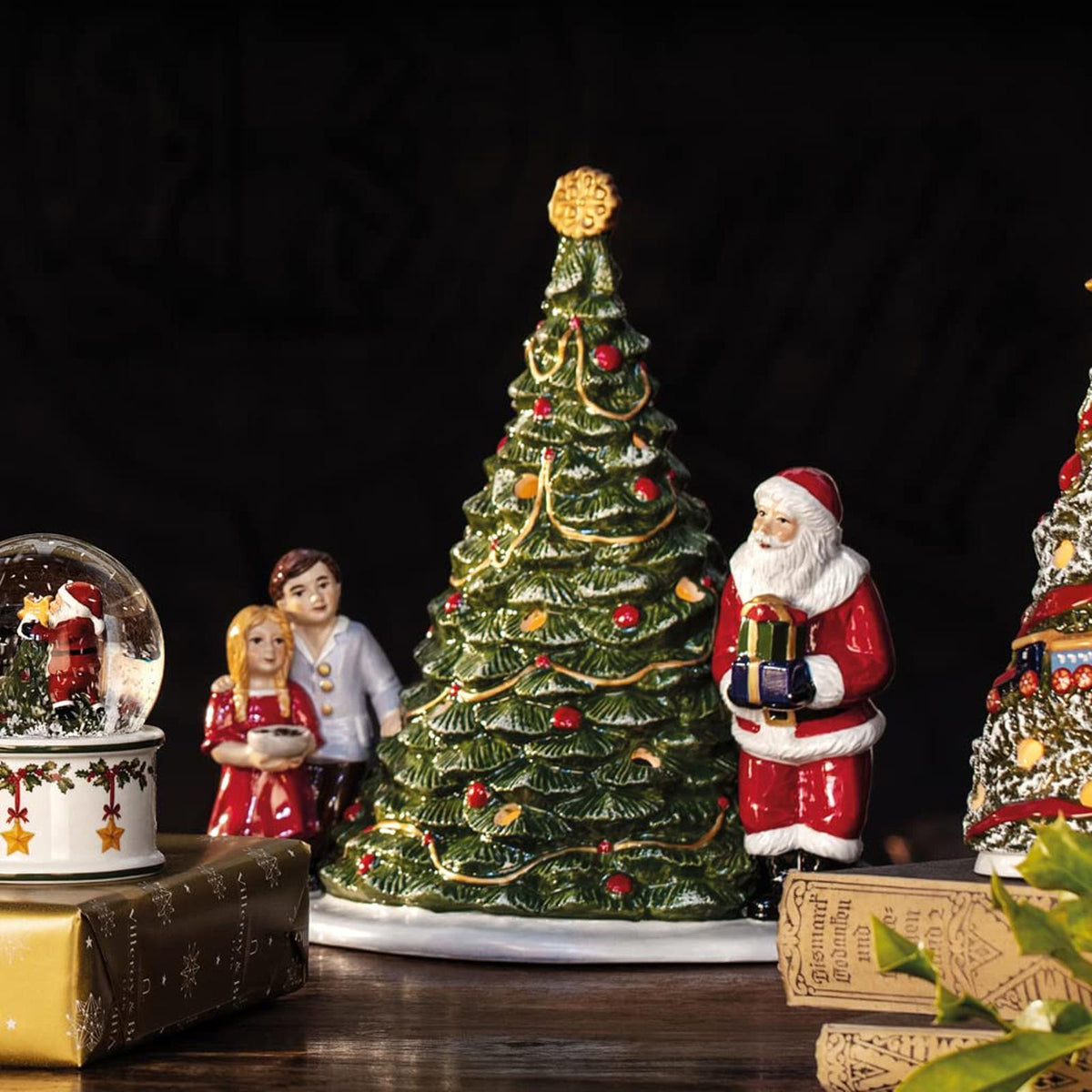Villeroy & Boch Christmas Toy's Collection, 6.5x6.5x8.5 in, Tealight Holder