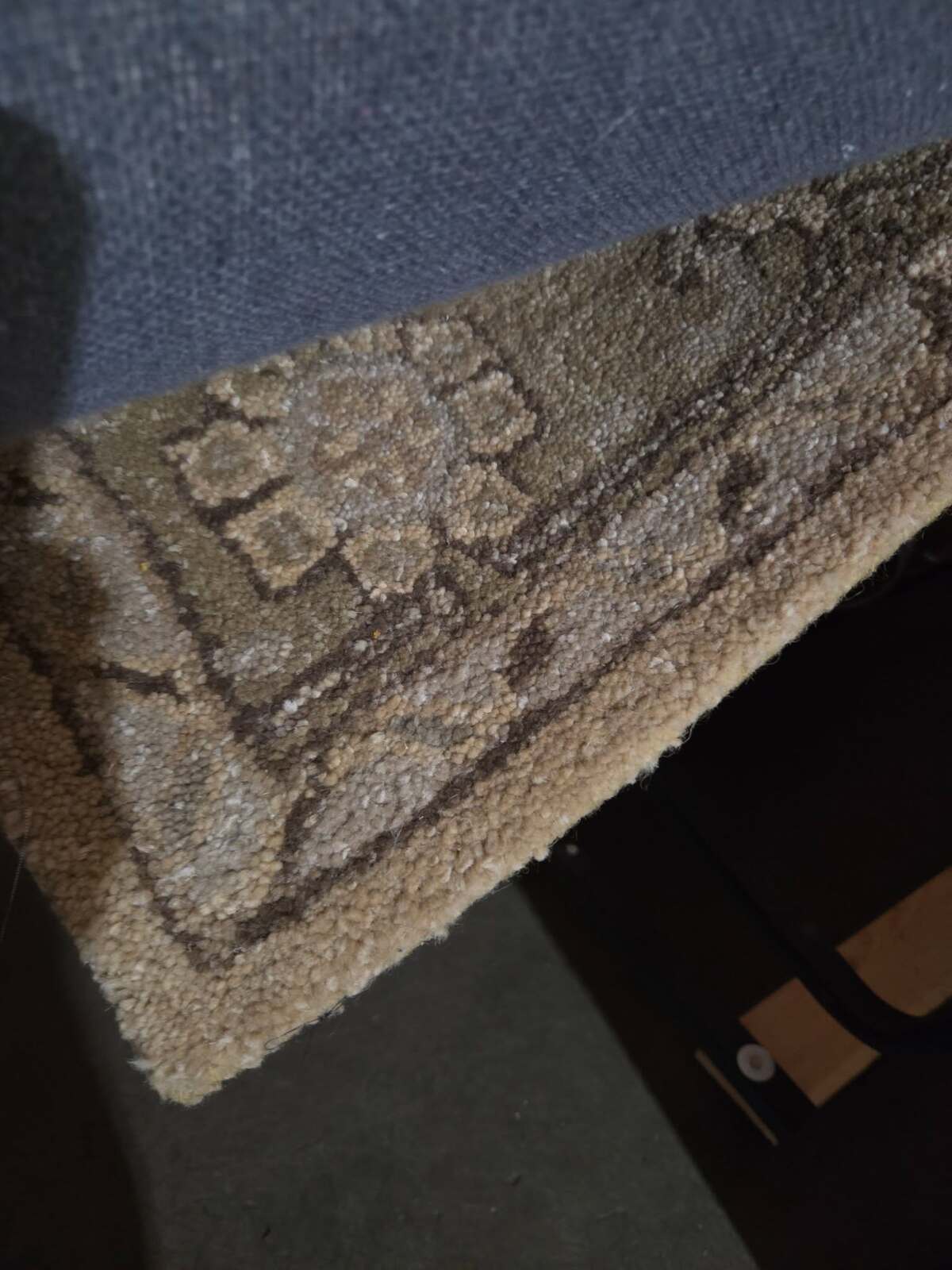 Ellington Fawn Hand-Tufted 9x12 Wool Rug Like New, Perfect Condition