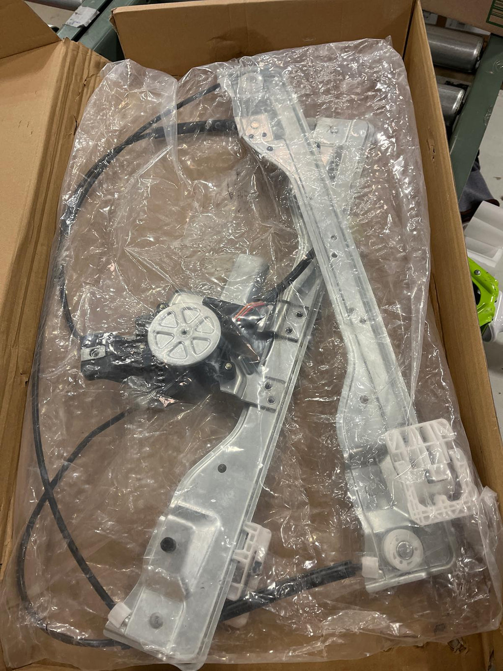 Dorman 751-711 Front Passenger Side Power Window Regulator and Motor Assembly, like new