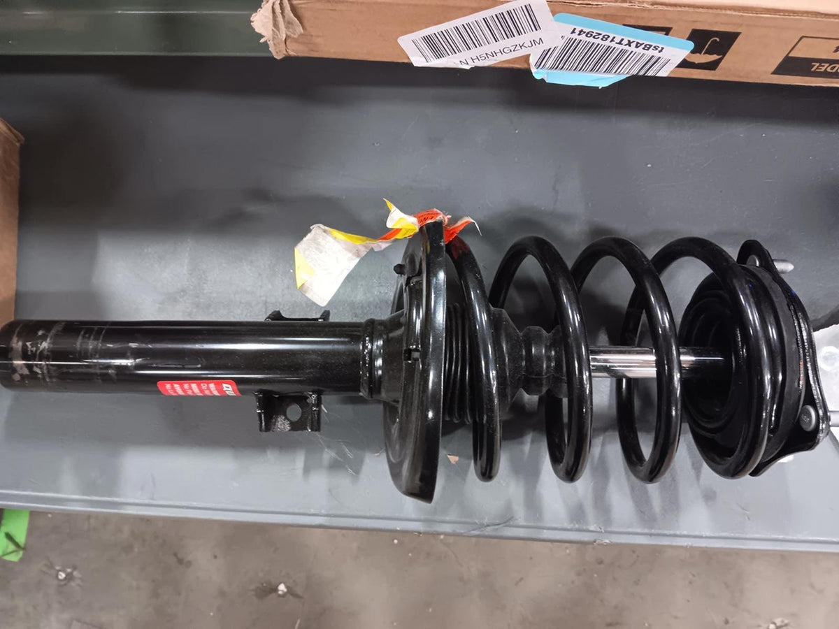 Monroe Quick-Strut 173081R Suspension Strut and Coil Spring Assembly for Honda Civic