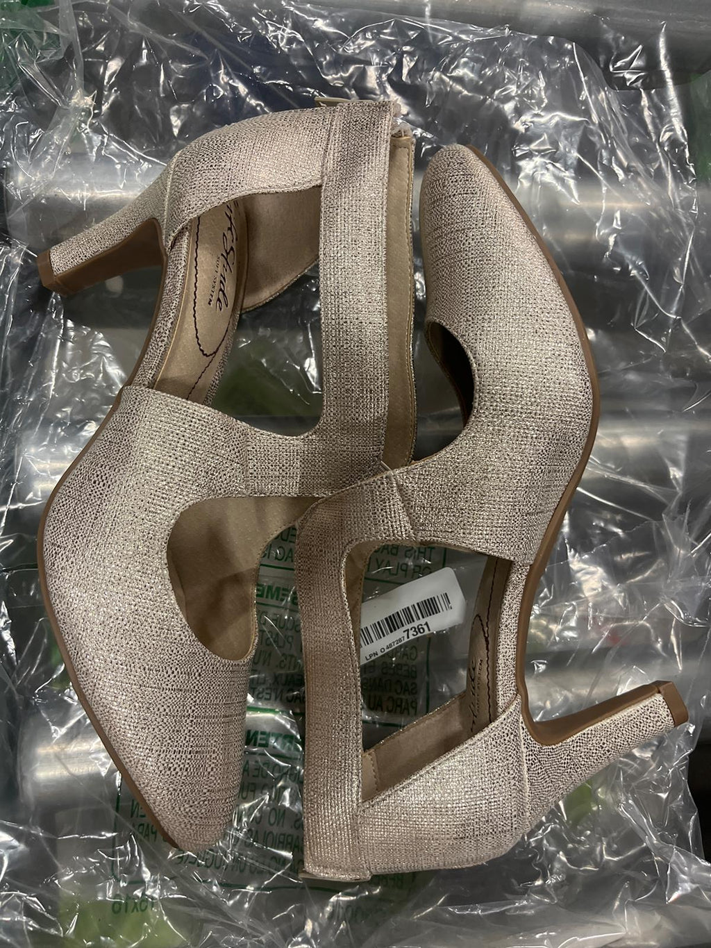 Lifestride Womens Giovanna 2 Pumps Platino, Gold, size 9