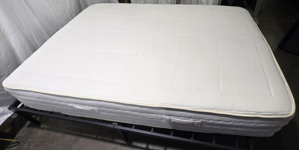 Awara Luxury Hybrid Queen mattress, Like New Condition - PDX Furnish
