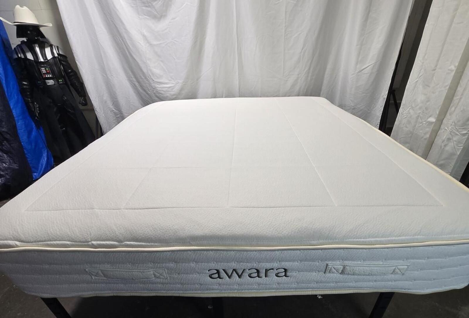 Awara Luxury Hybrid Queen mattress, Like New Condition - PDX Furnish
