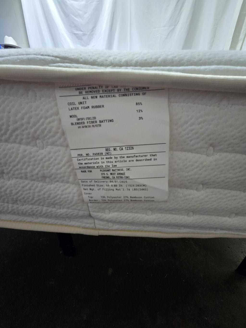 Awara Luxury Hybrid Queen mattress, Like New Condition - PDX Furnish
