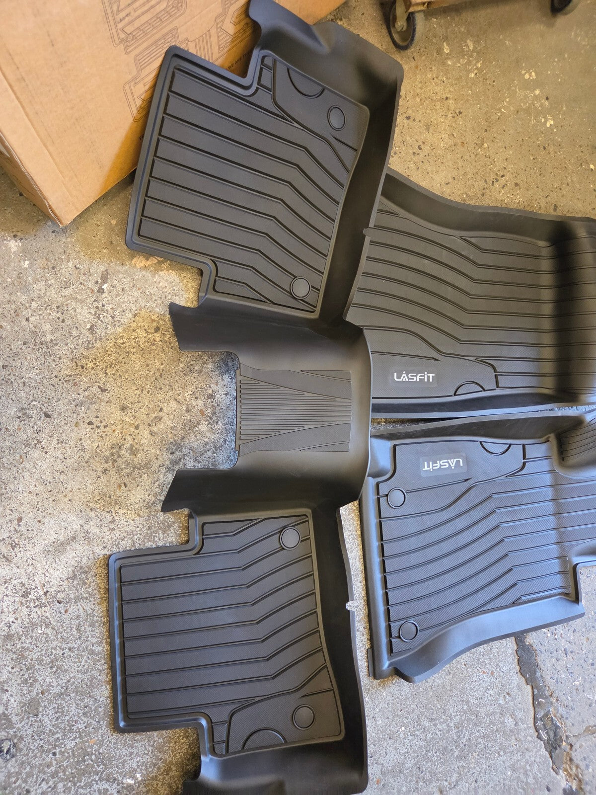 2022-2026 Mercedes-Benz C-Class All-Weather Floor Mats – Lasfit LL-MB26 NEW
