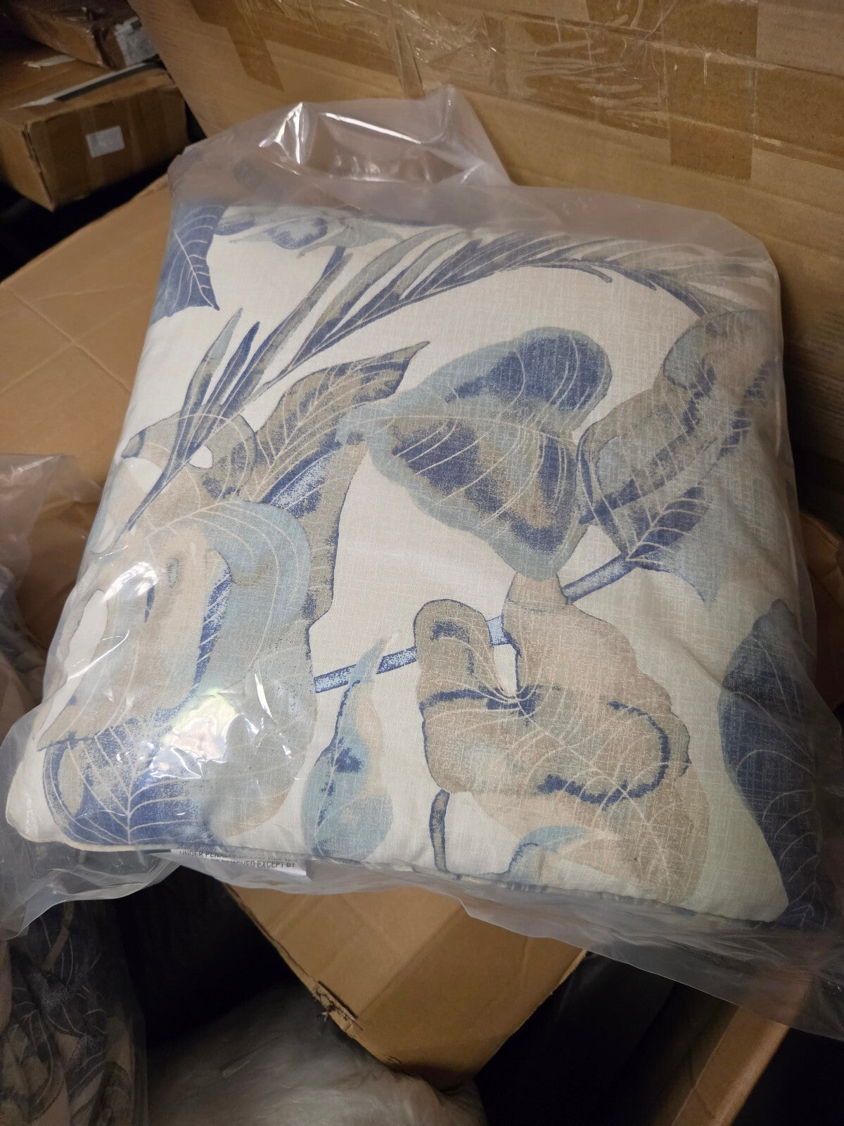 Tommy Bahama King Comforter Set with Decorative Pillows