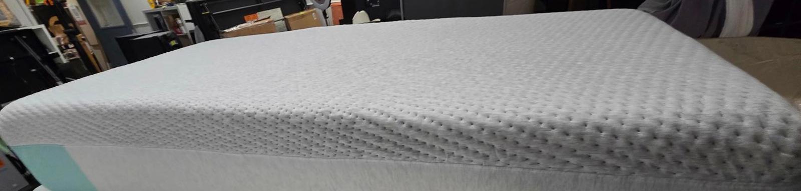Casper SnowMax Twin XL or Split King mattress, Like New Condition - PDX Furnish
