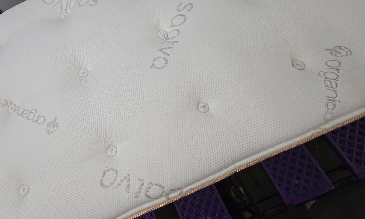 Saatva HD TwinXL mattress, Like New Condition