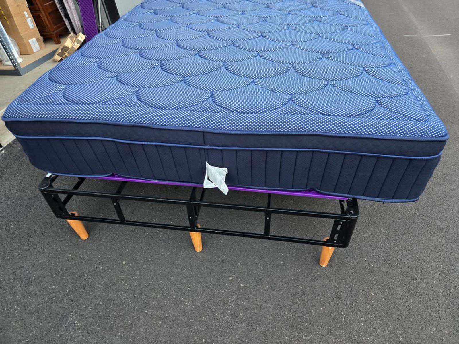 Dreamcloud Premier Rest Mattress, King, Like New! - PDX Furnish