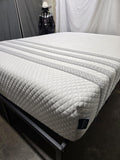 Leesa Sapira Hybrid Queen mattress, Like New Condition - PDX Furnish