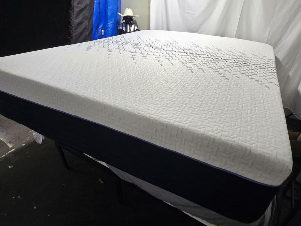 Nectar Luxe Hybrid King mattress, Like New Condition - PDX Furnish