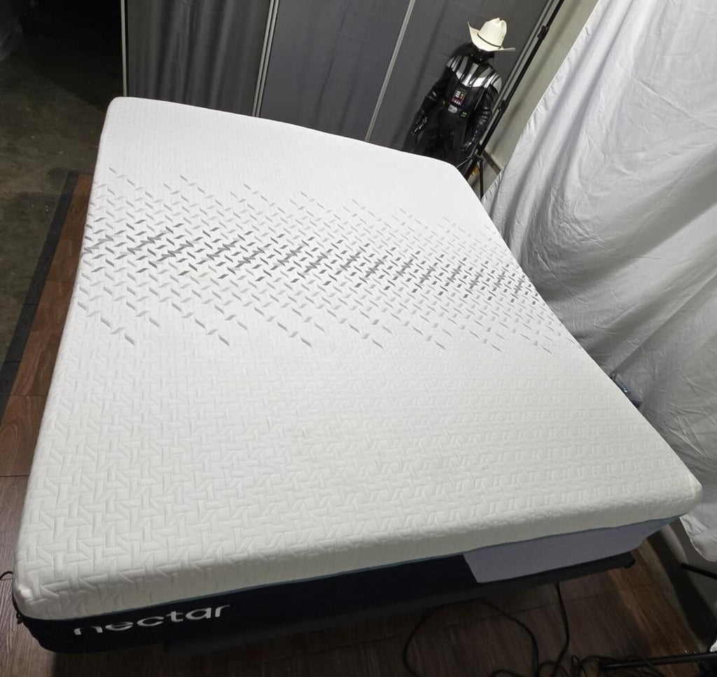 Nectar Premier Hybrid Cal King mattress, Like New Condition - PDX Furnish
