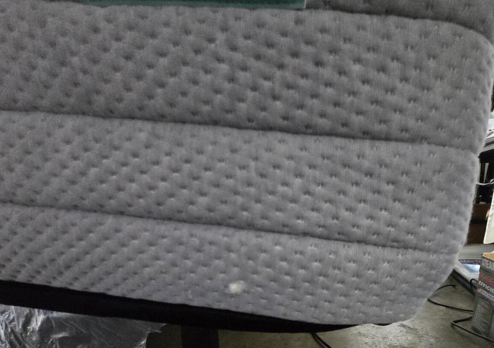 Nectar Premier Hybrid King mattress, Great Condition - PDX Furnish