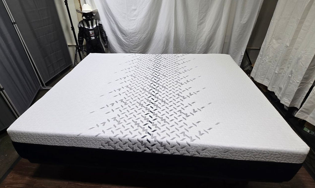 Nectar Luxe Memory Foam Queen mattress, Like New Condition