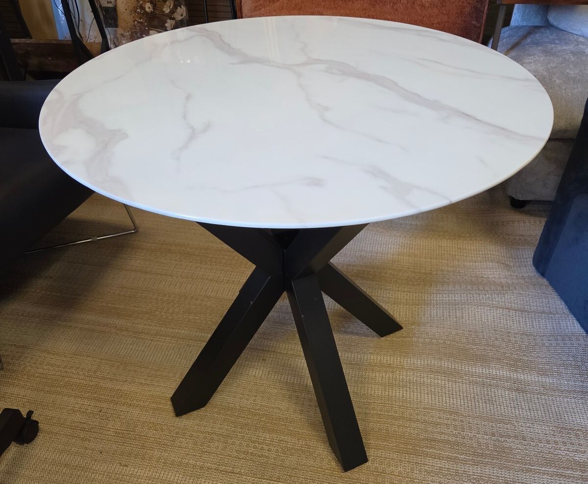 Faux marble glass table w/metal base, 35.5" diameter