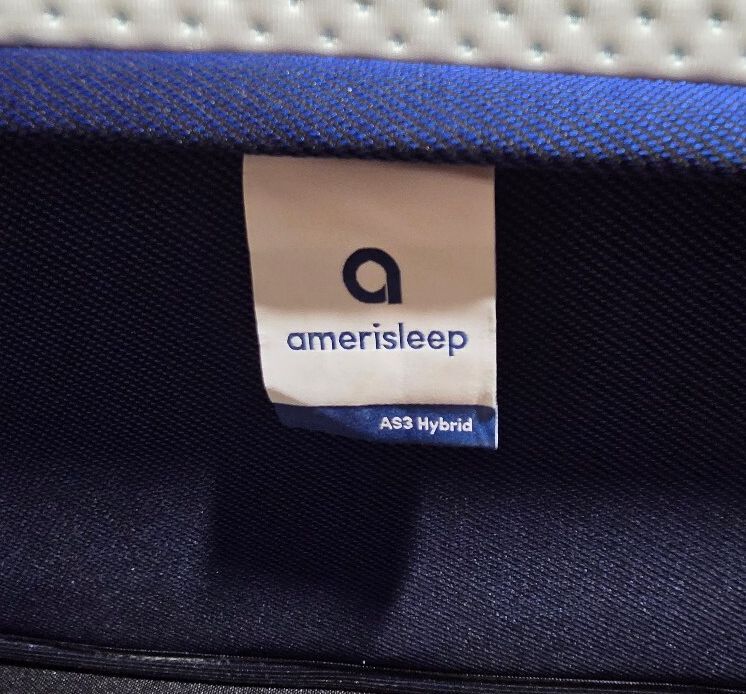 Amerisleep AS3 Cooling Hybrid Twin XL mattress, Like New Condition