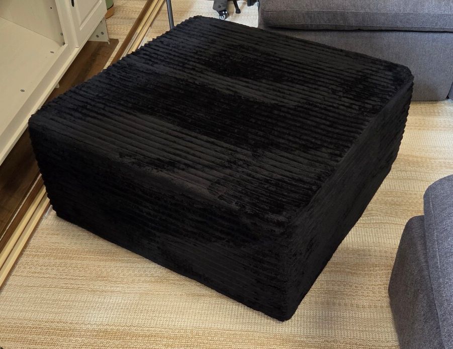 Boneless Ottoman, Black. New condition