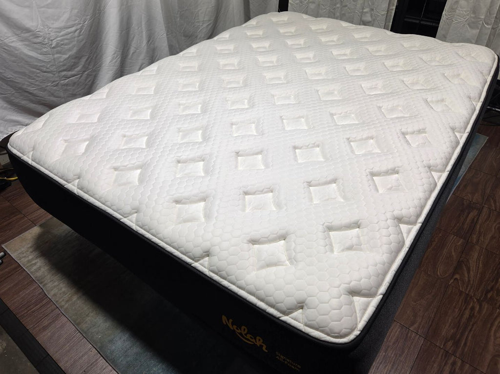 Nolah signature 12" foam queen mattress, Like New Condition