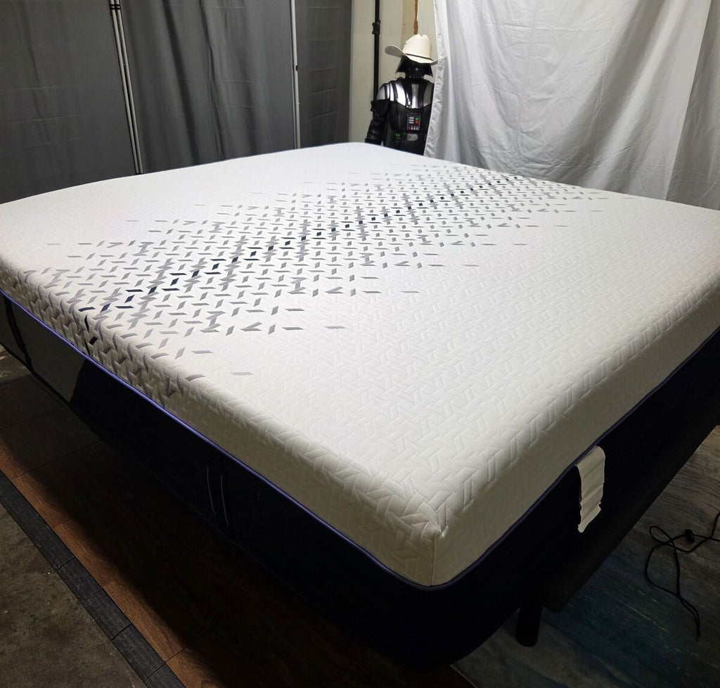 Nectar Luxe Hybrid King mattress, Great Condition