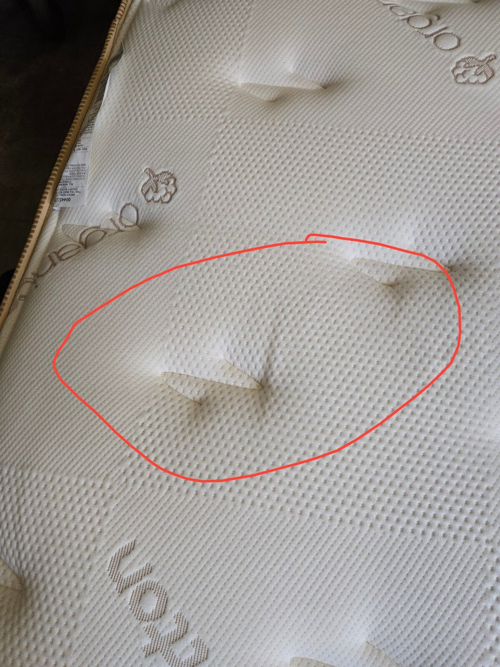 Saatva Classic Plush 11.5" Queen mattress, Good Condition
