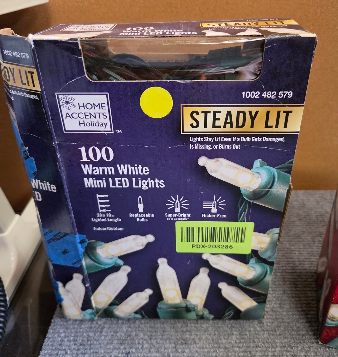 Christmas Lights Variety – LED & Incandescent Sets (NEW/Open Box)