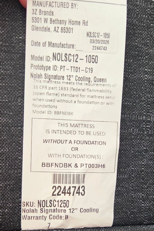 Nolah signature 12" foam queen mattress, Like New Condition