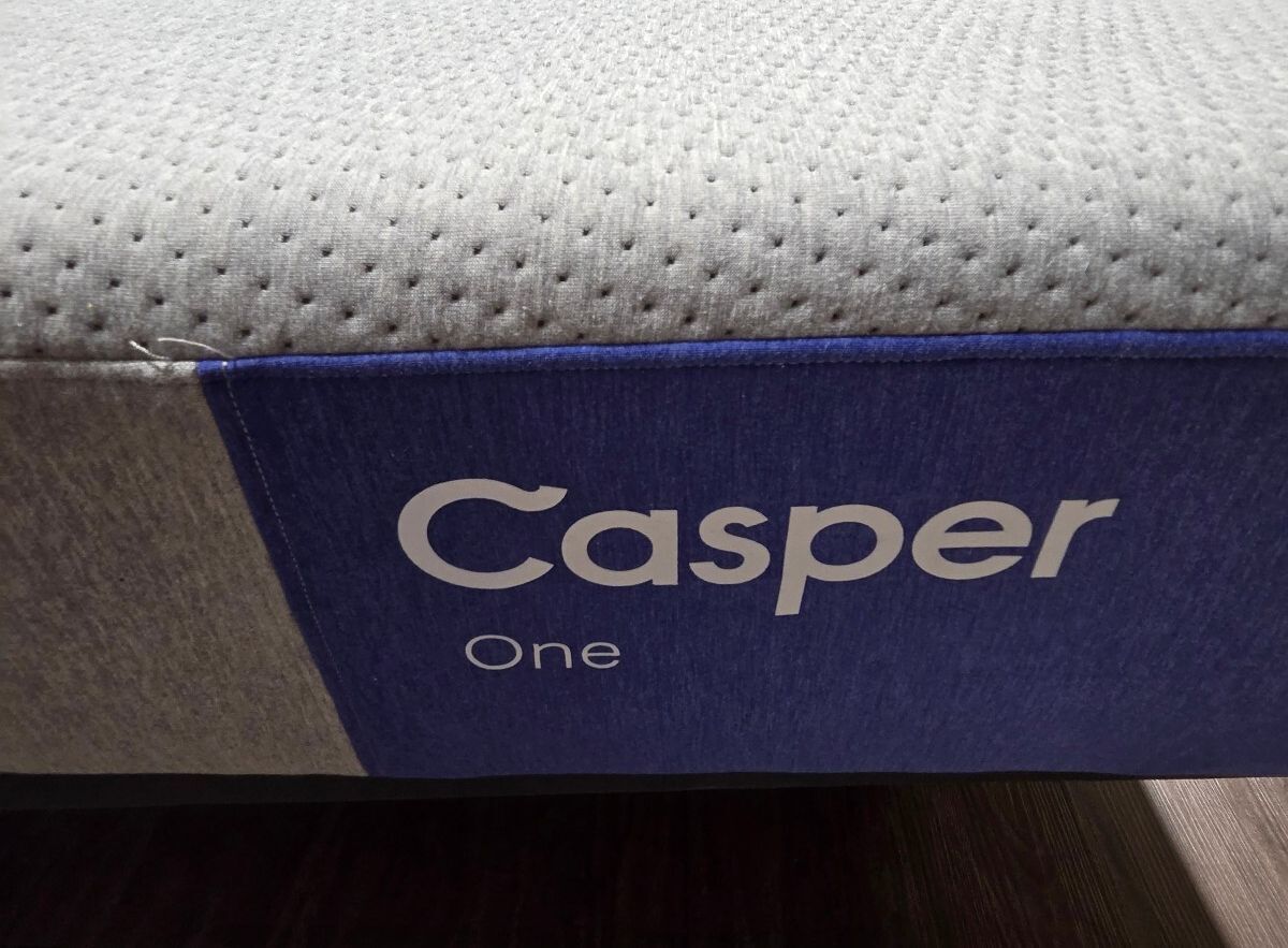 Casper One Queen mattress, Like New Condition