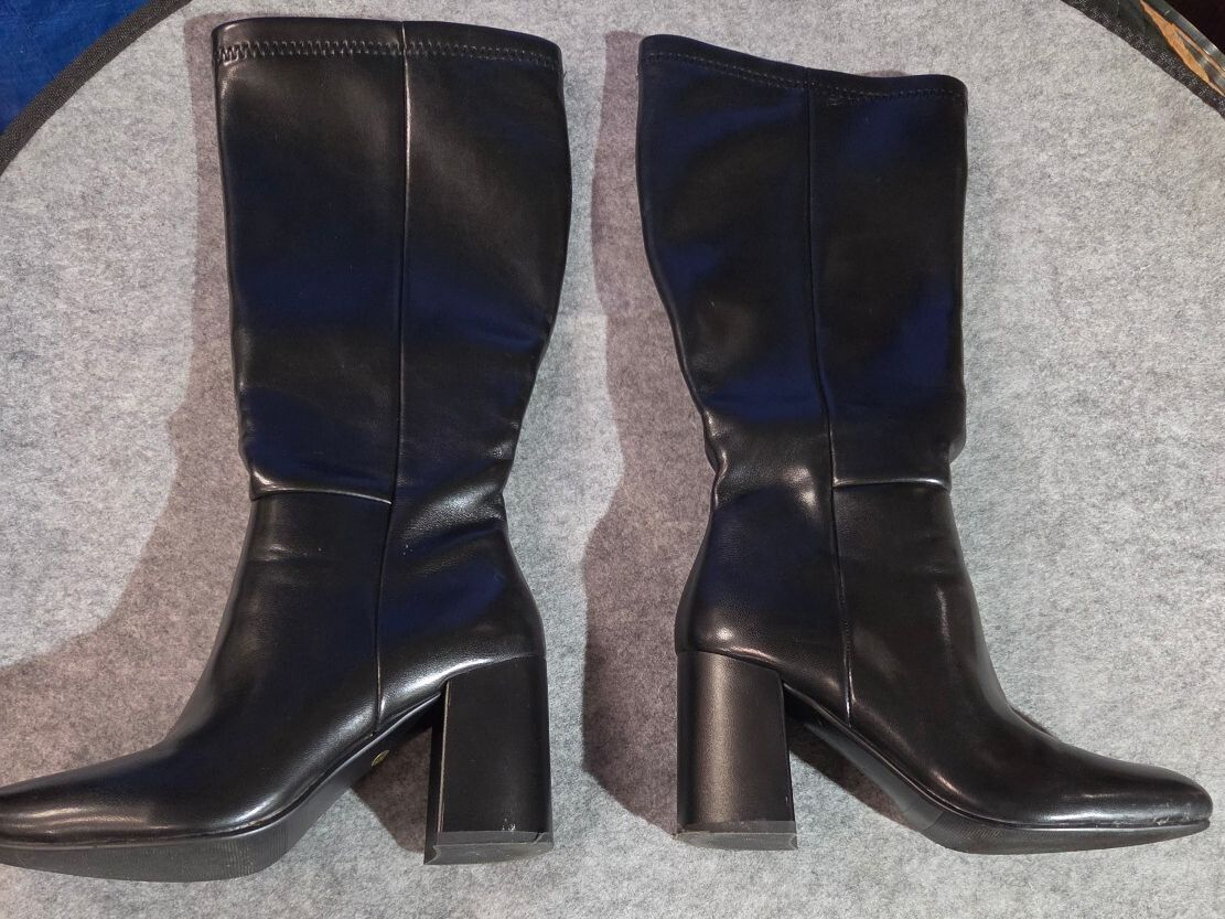 SOVANYOU Black Knee High Boots, 6