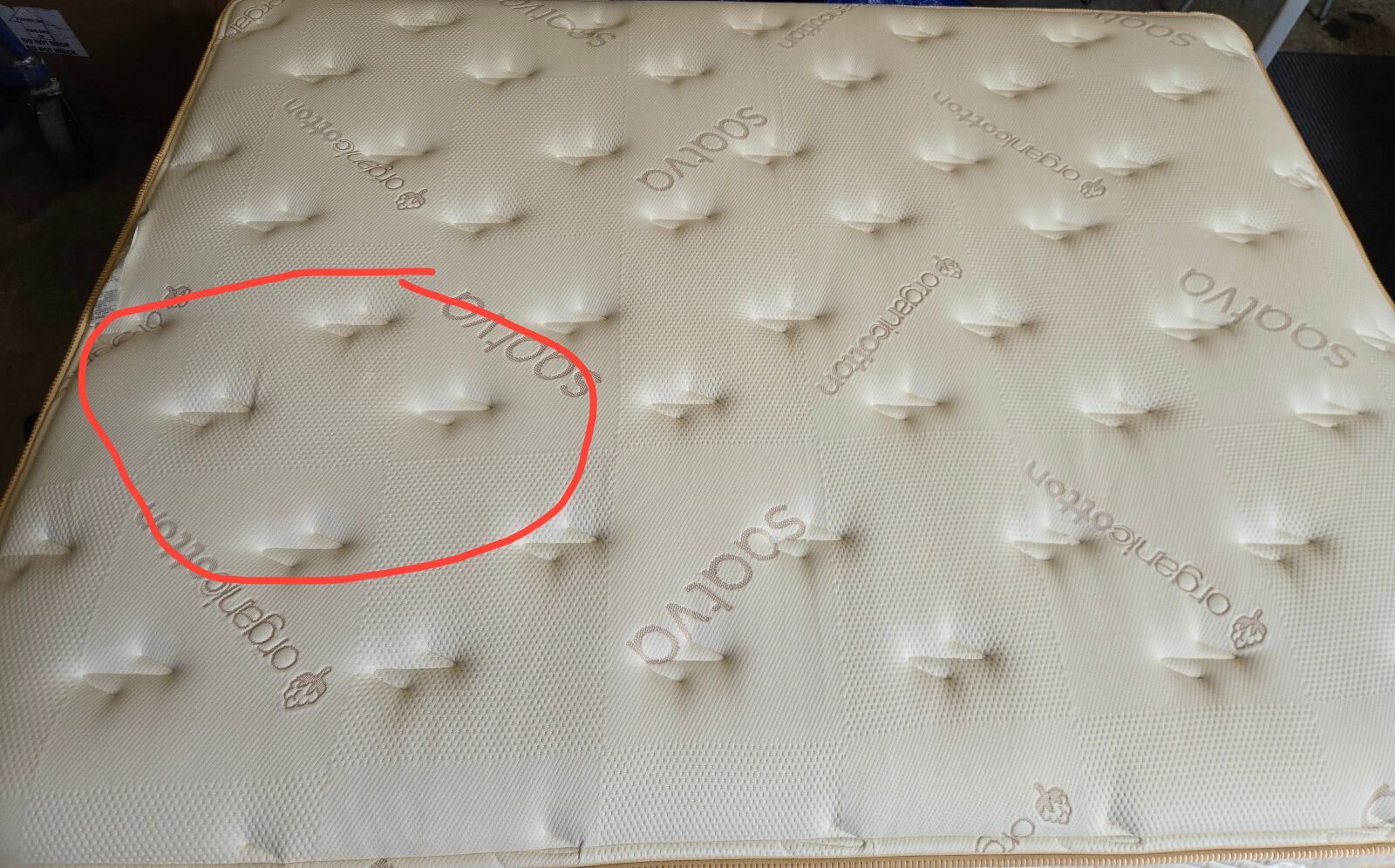 Saatva Classic Plush 11.5" Queen mattress, Good Condition