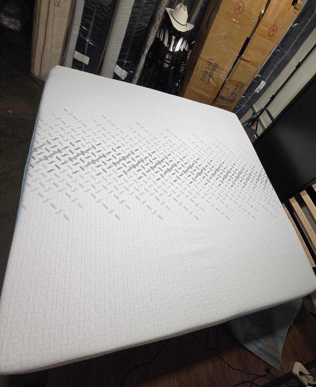 Nectar Premier Hybrid 13" King Mattress – Like New Open Box (Dual Cooling)