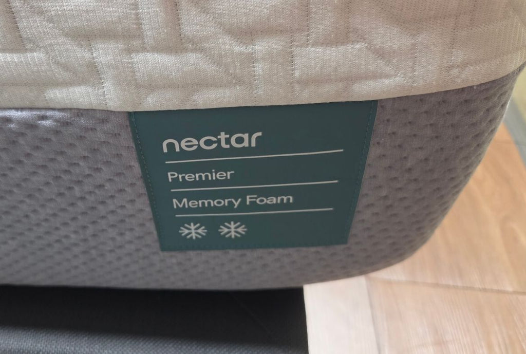Nectar Premier Memory Foam Queen mattress, Great Condition