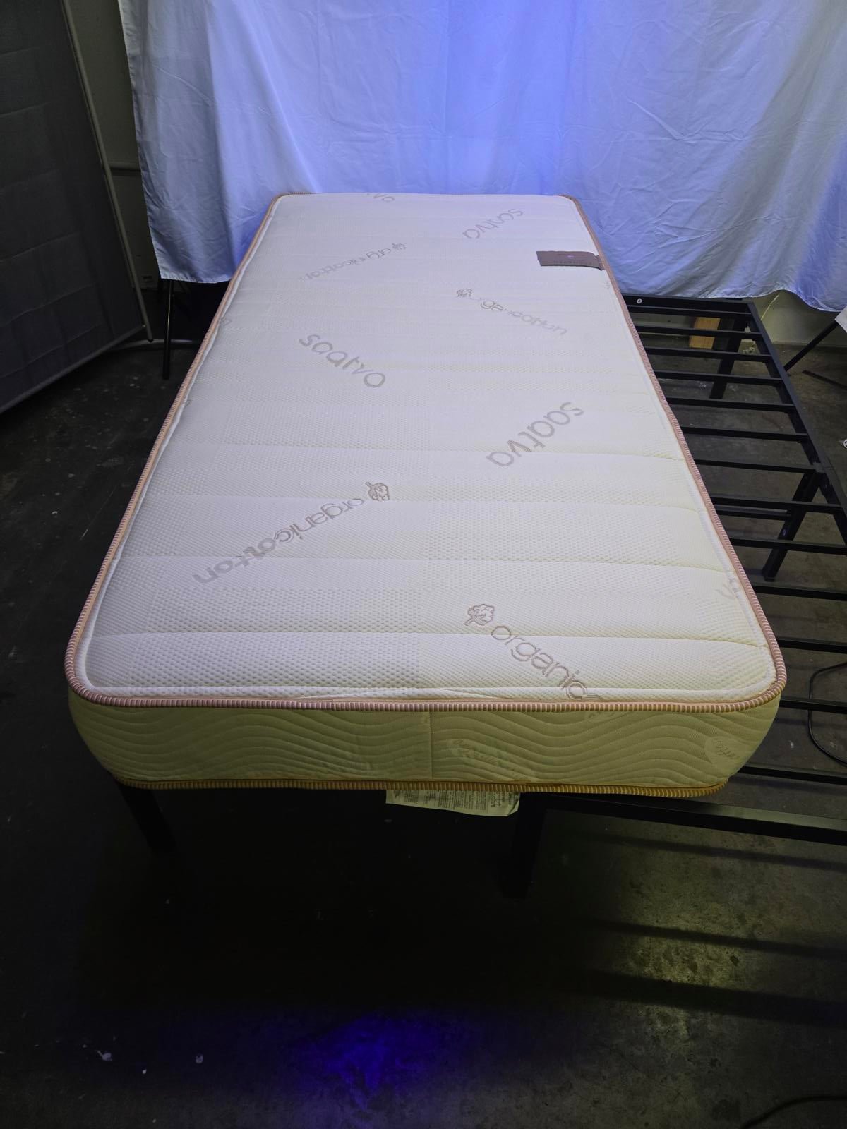Saatva Zenhaven Twin XL mattress, Like New Condition - PDX Furnish