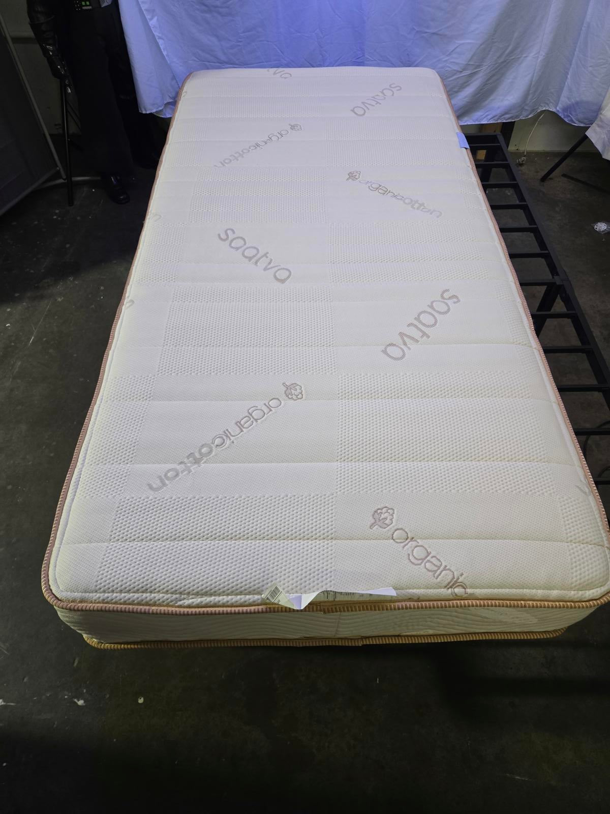 Saatva Zenhaven Twin XL mattress, Like New Condition - PDX Furnish
