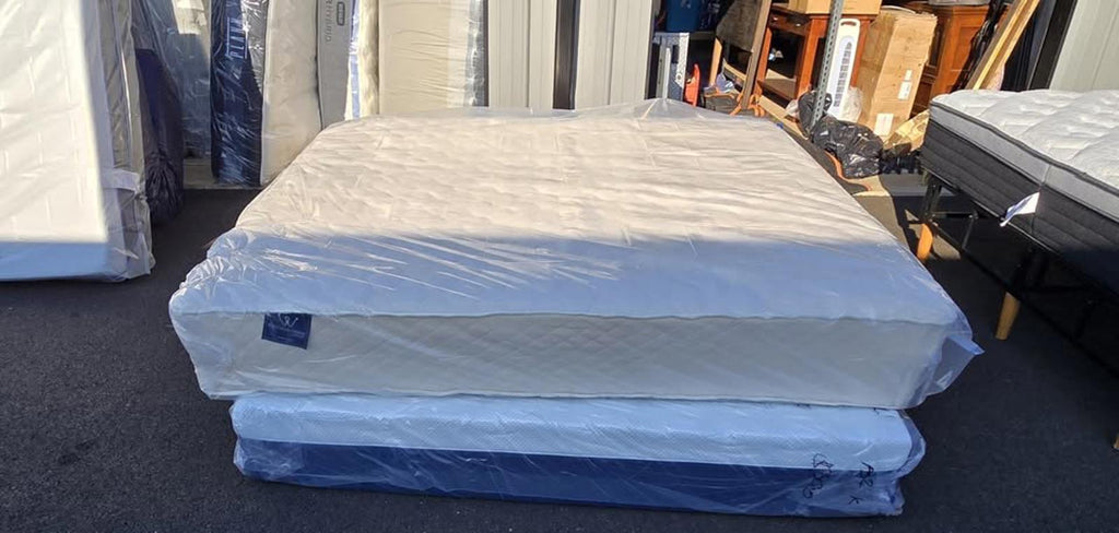 WinkBeds EcoCloud Mattress, Cal King, Like New - PDX Furnish